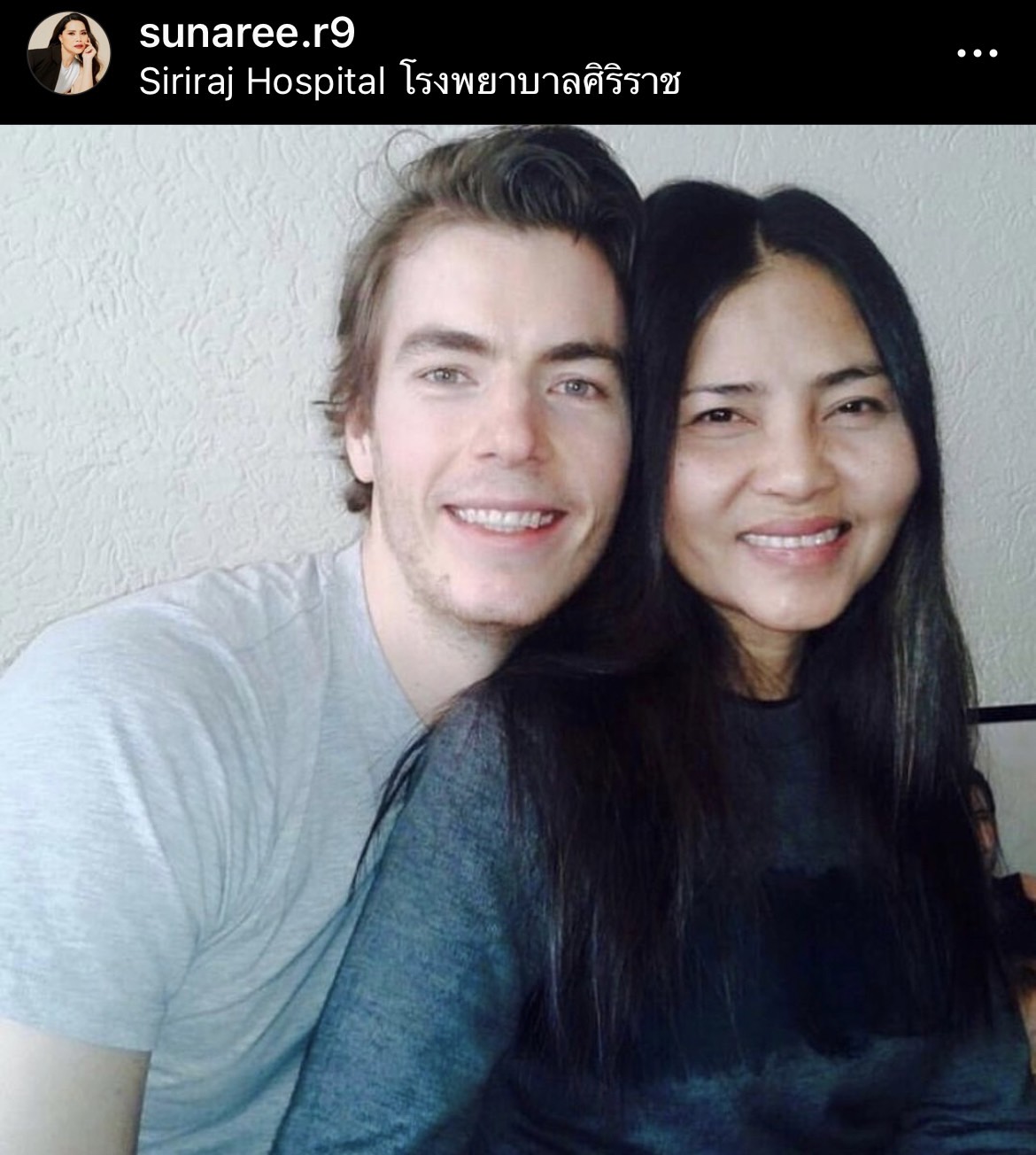 สุนารี ไม่กังวล แต่อดไม่ได้ เป็นห่วงสามี เข้ารับการผ่าตัด สุนารี ไม่กังวล แต่อดไม่ได้ เป็นห่วงสามี เข้ารับการผ่าตัด