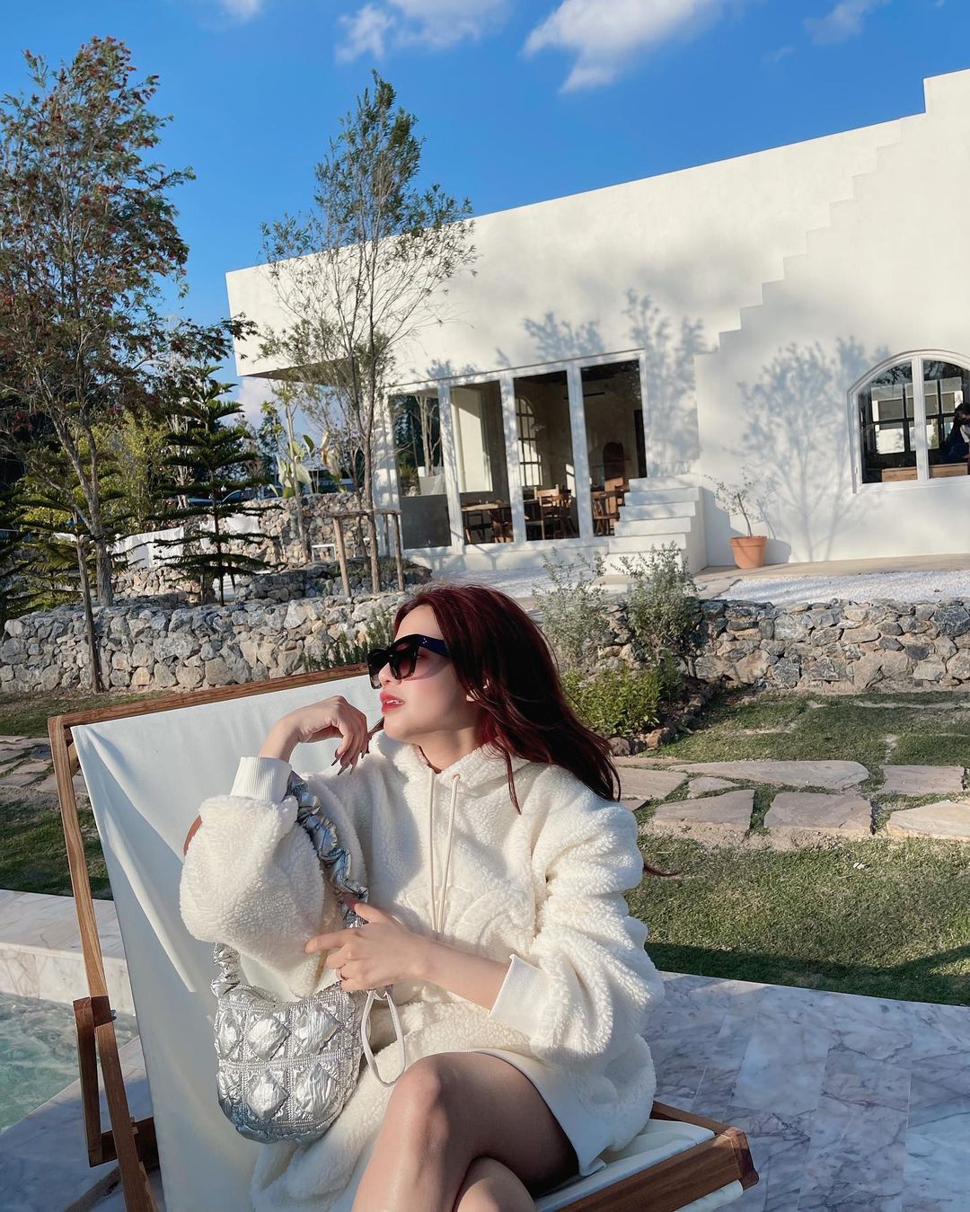 “ใบเตย สุธีวัน” เผยคลิปพร้อมข้อความ “ชีวิตไม่สิ้นก็ดิ้นกันไป”