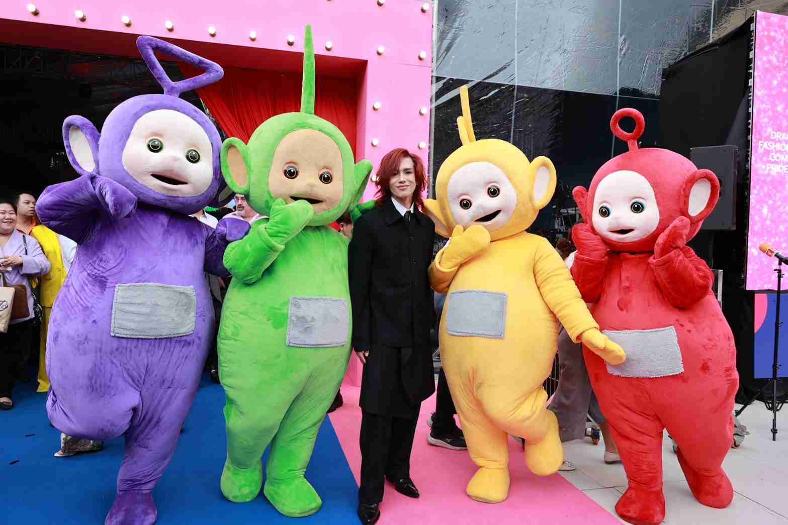 นายกเปิดเทศกาลบางกอกไพรด์เฟสติวัล ยิ่งใหญ่ฉลองกฏหมายสมรสเท่าเทียม นายกเปิดเทศกาลบางกอกไพรด์เฟสติวัล ยิ่งใหญ่ฉลองกฏหมายสมรสเท่าเทียม