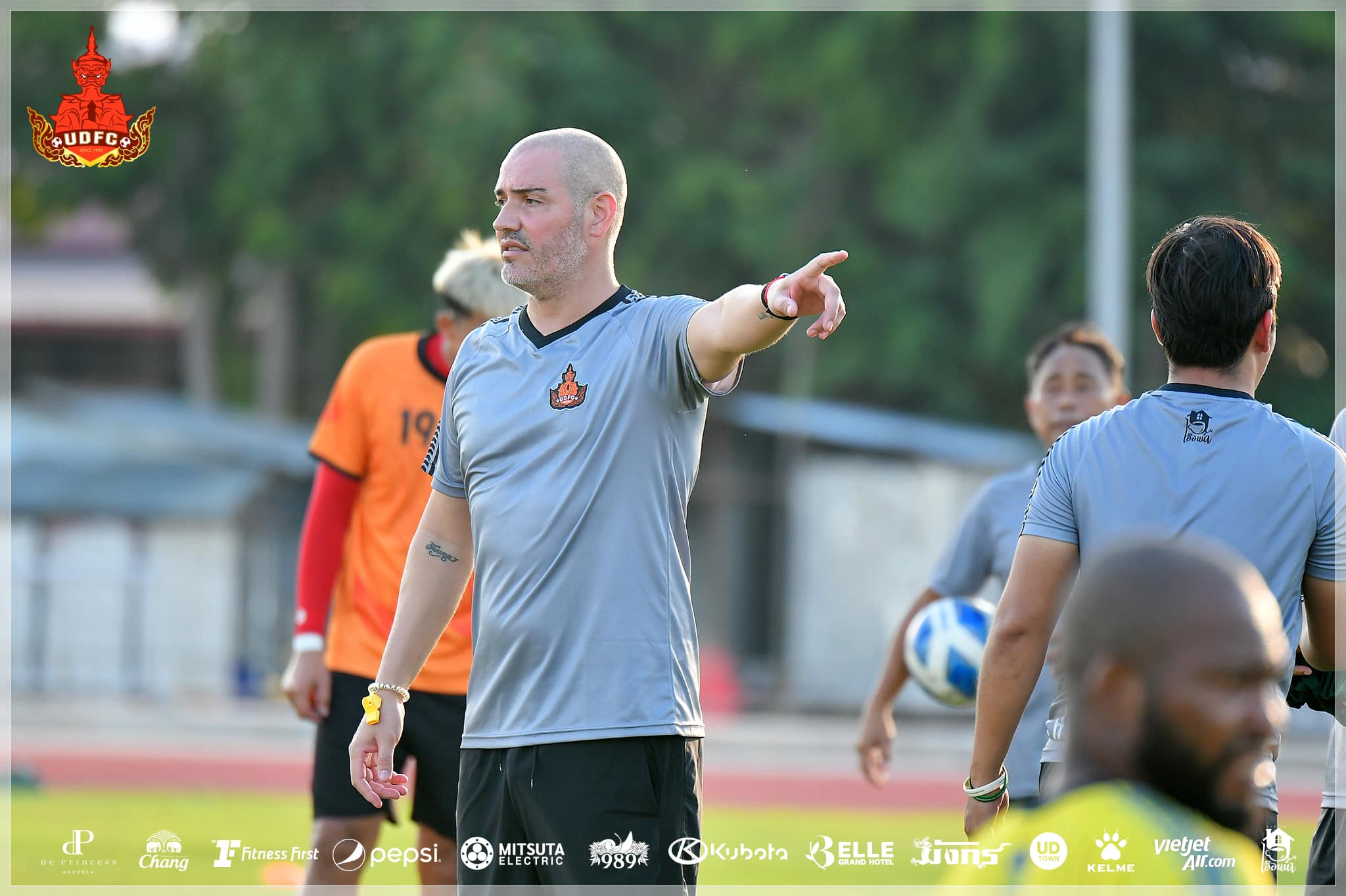 'อุดรธานี เอฟซี' ประกาศตั้ง 'ดาเนี่ยล บลังโก้' นั่งแท่นกุนซือคนใหม่ 'อุดรธานี เอฟซี' ประกาศตั้ง 'ดาเนี่ยล บลังโก้' นั่งแท่นกุนซือคนใหม่