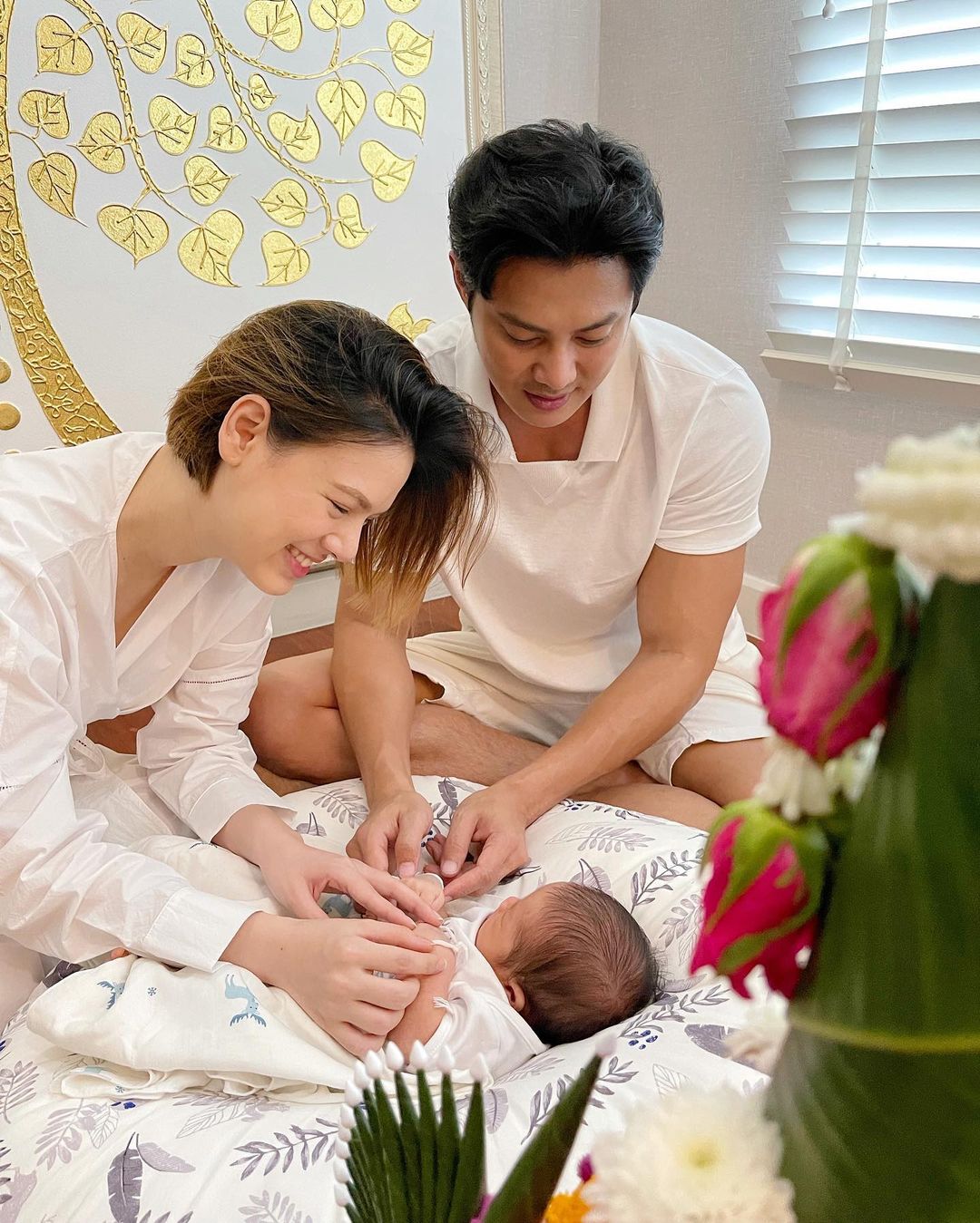 4 โมเมนต์คนบันเทิง กับบทบาทหน้าที่ คุณแม่ ปีแรก 4 โมเมนต์คนบันเทิง กับบทบาทหน้าที่ คุณแม่ ปีแรก