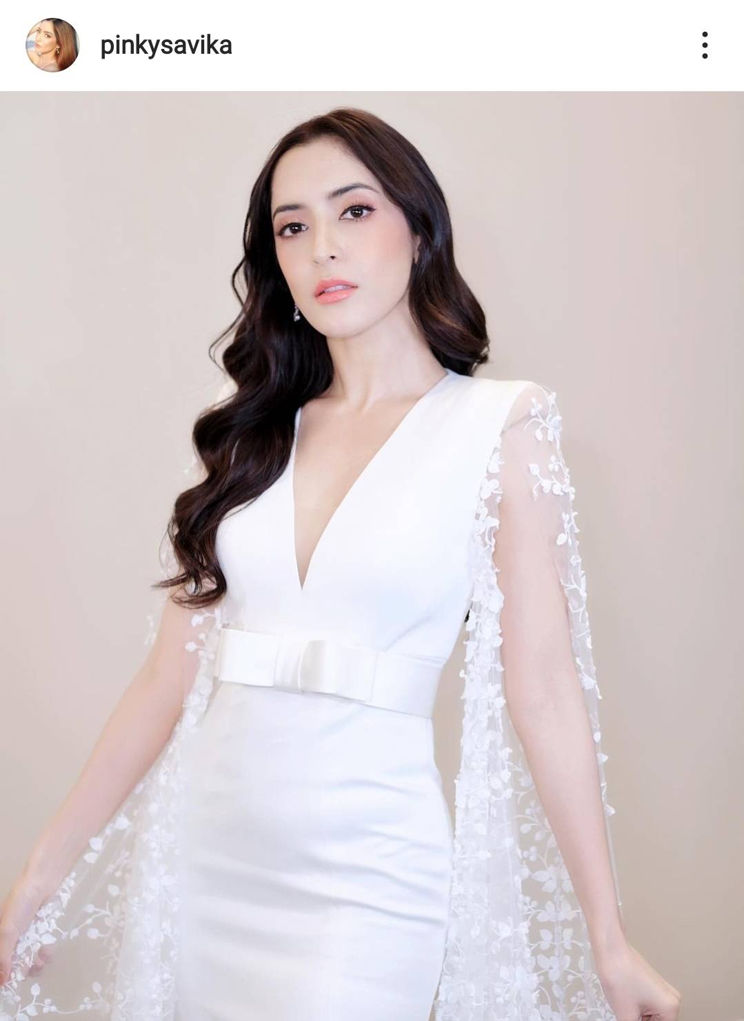 พิ้งกี้ สาวิกา ประเดิมงานแรก ขึ้นปกนิตยสารดัง 