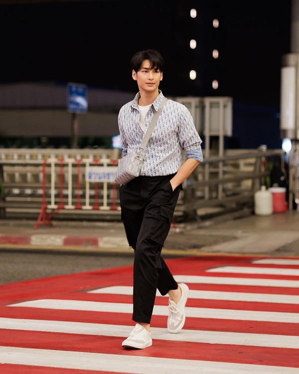 “อาโป ณัฐวิญญ์” คิวฮอตเว่อร์ลัดฟ้าเยือนไต้หวัน (มีคลิป)                                     