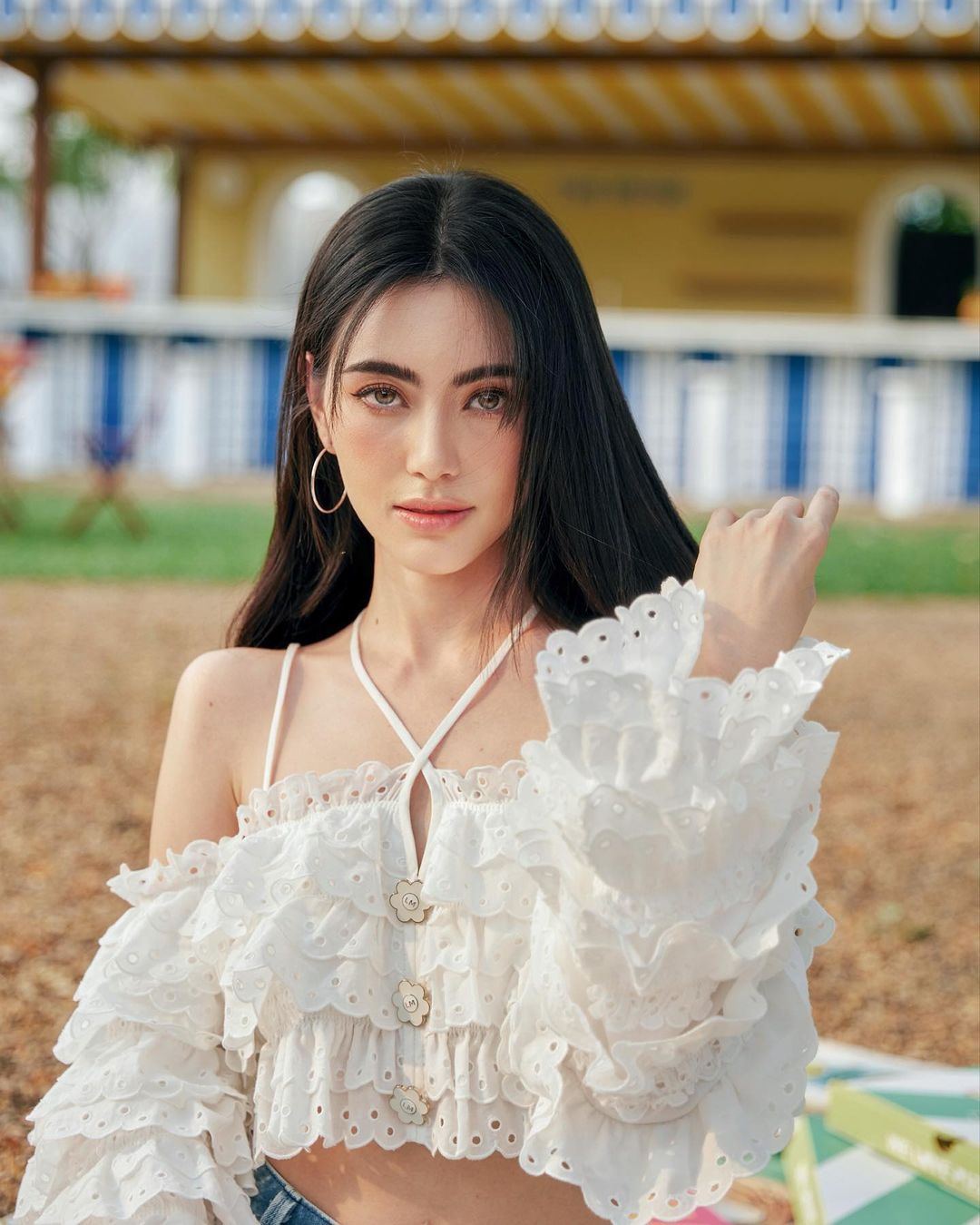 “ใหม่ ดาวิกา” เคลียร์ข่าวปมถูกโยงนางเอกดังเนเน่ (มีคลิป) “ใหม่ ดาวิกา” เคลียร์ข่าวปมถูกโยงนางเอกดังเนเน่ (มีคลิป)
