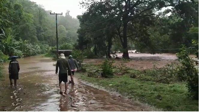 “เหนืออ่วม ฝนตกหนัก-น้ำท่วม เตือนเฝ้าระวังถึง 23 พ.ค.” “เหนืออ่วม ฝนตกหนัก-น้ำท่วม เตือนเฝ้าระวังถึง 23 พ.ค.”