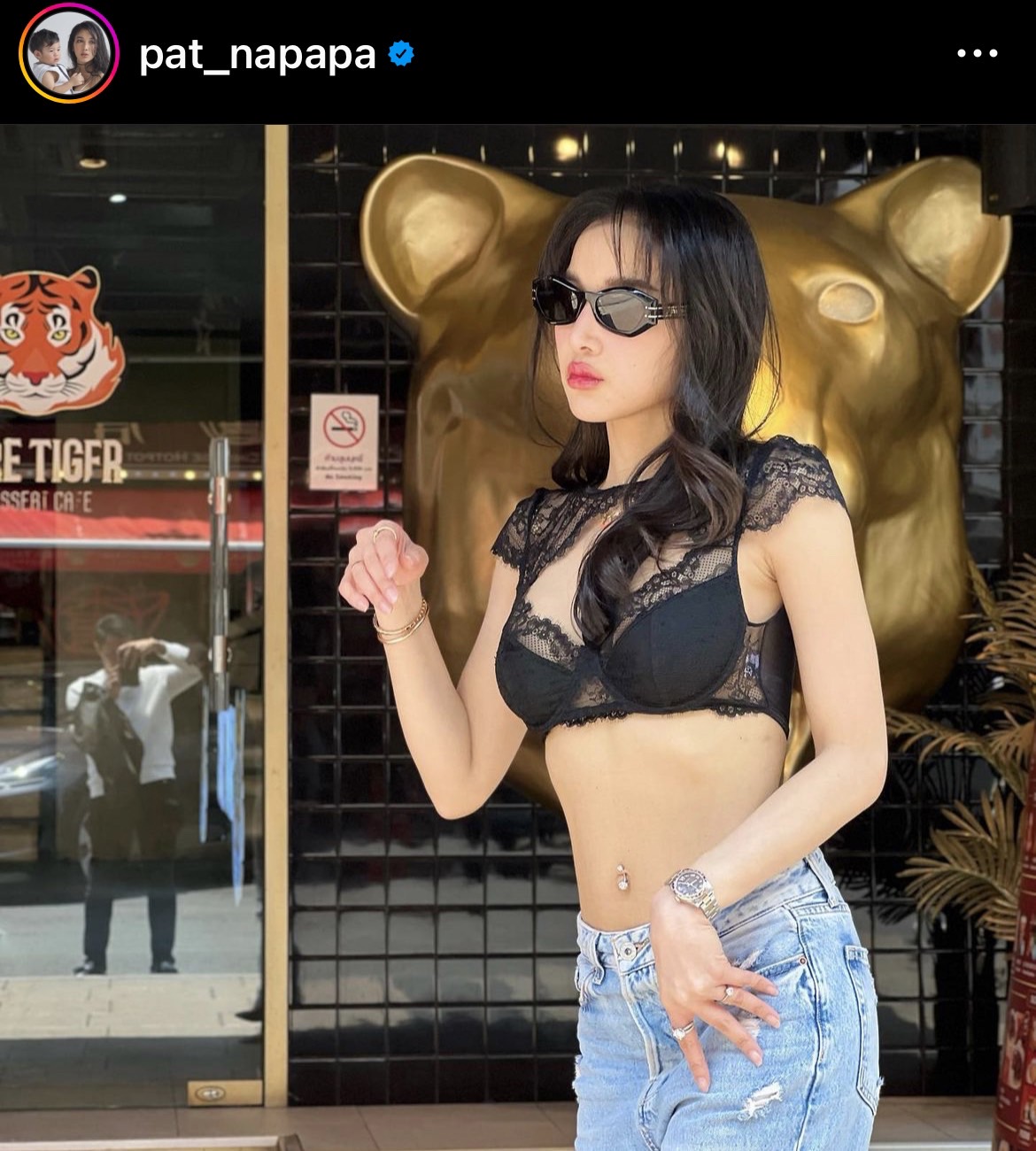 แพท ณปภา โพสต์ภาพเซ็กซี่ ชาวเน็ตหลุดโฟกัส หนุ่มในกระจก!! แพท ณปภา โพสต์ภาพเซ็กซี่ ชาวเน็ตหลุดโฟกัส หนุ่มในกระจก!!