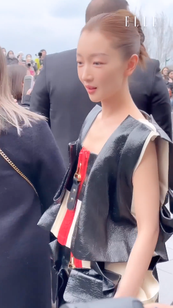 รวมตัวแม่!! 'ญาญ่า-เซนดาย่า-ฮเยอิน NewJeans' นำทัพสตาร์โลกชมโชว์ LV ที่ปารีส