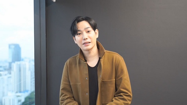 “เป๊ก ผลิตโชค” ร่วมฉลองวันเกิดสุดพิเศษกับแฟนคลับ   (มีคลิป) 