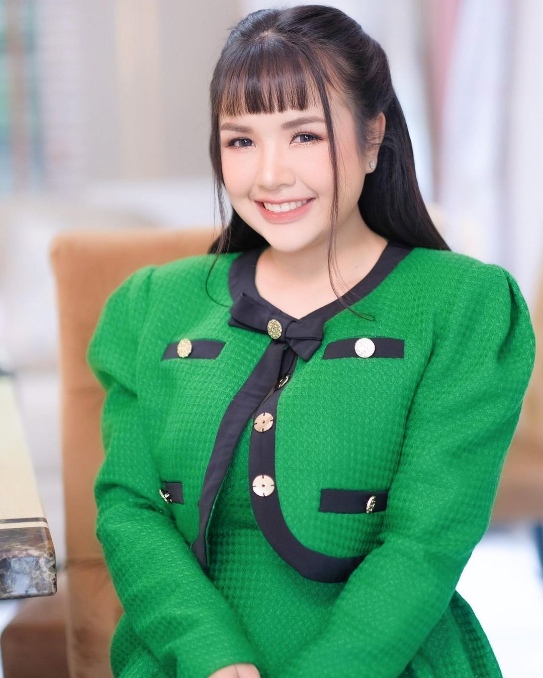 ดราม่าแดนเซอร์ “เจนนี่ รัชนก” เต้นยั่วเด็กชายบนเวทีคอนเสิร์ต (มีคลิป)