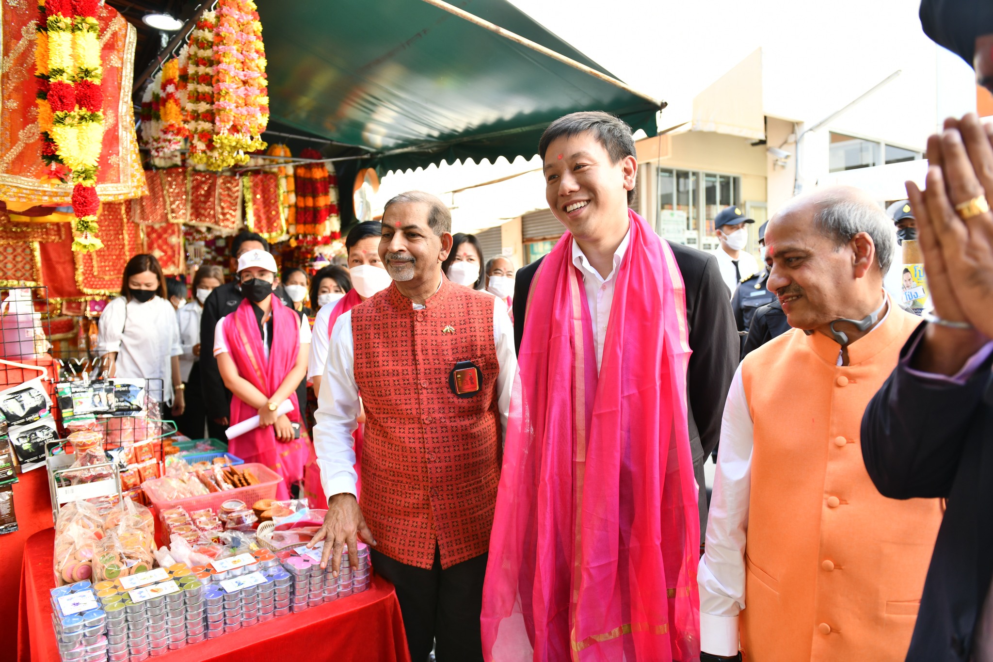 “เทศกาลดิวาลี” กทม.ชวนเที่ยวงานฉลองแสงสว่างของชาวอินเดีย 21-23 ต.ค.นี้ “เทศกาลดิวาลี” กทม.ชวนเที่ยวงานฉลองแสงสว่างของชาวอินเดีย 21-23 ต.ค.นี้