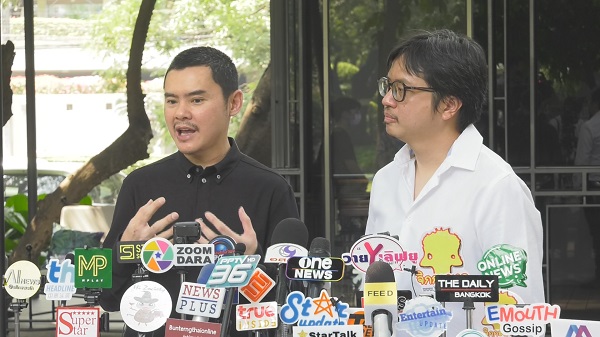 “ย้ง ทรงยศ” นำทีมเปิดตัวบริษัทใหม่ เตรียมปั้นไอดอล  (มีคลิป)