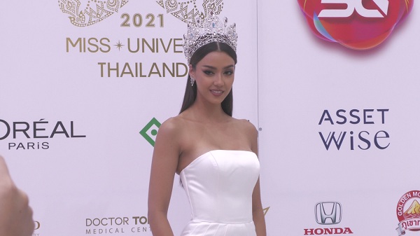 อแมนด้า-พรฟ้า เผยความรู้สึกทำหน้าที่คืนสุดท้าย (มีคลิป) 