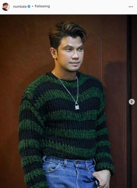 สิงโต นำโชค - หนุ่ม กะลา ติดโควิด-19 แจ้งผู้ใกล้ชิดแล้ว พร้อมเลื่อนงานออกทั้งหมด