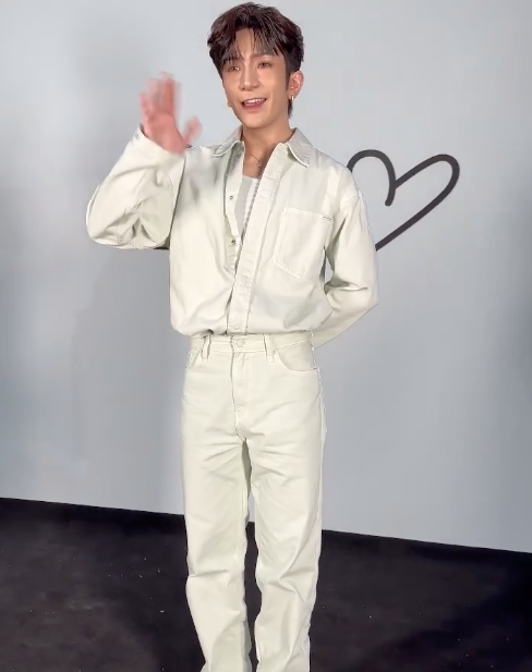 สตาร์เอเชียล้นงาน!! ‘จองกุก - เจนนี่ - โรอุน - ใหม่ ดาวิกา’ ที่อีเวนต์ Calvin Klein กรุงโซล