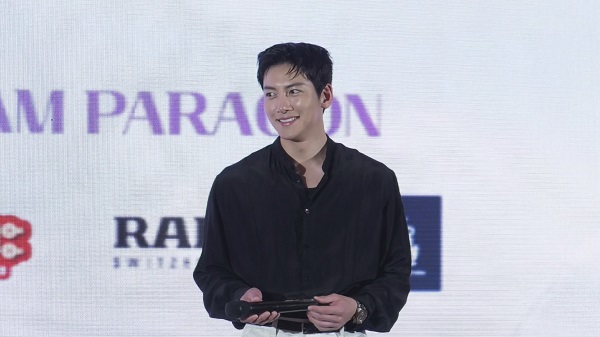 “จีชางอุค” ฝากคำหวานถึงแฟนๆ ในแถลงแฟนมีตไทยรอบ 6 ปี (มีคลิป)