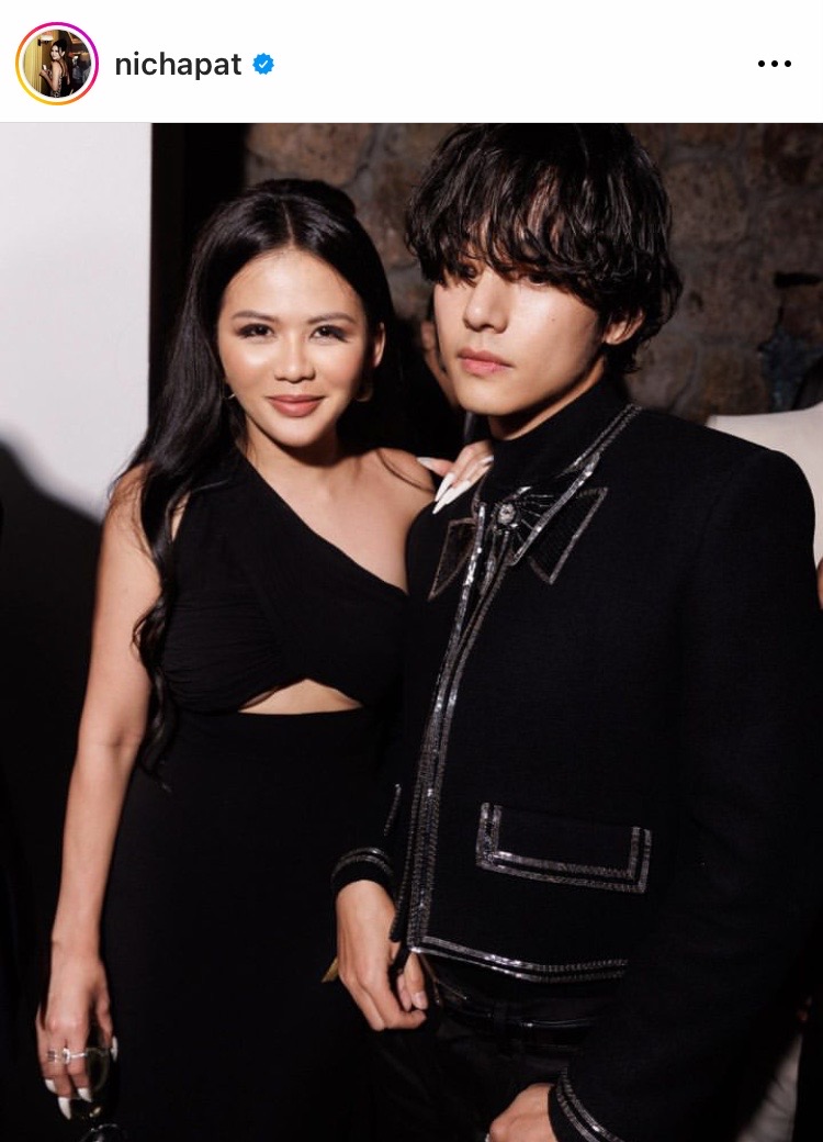 กระทบไหล่ไอดอลรัวๆ!! 'ป่าน ณิชาภัทร' พบ 'ลิซ่า - วี BTS - ฮยอนจิน Stray Kids' กระทบไหล่ไอดอลรัวๆ!! 'ป่าน ณิชาภัทร' พบ 'ลิซ่า - วี BTS - ฮยอนจิน Stray Kids'