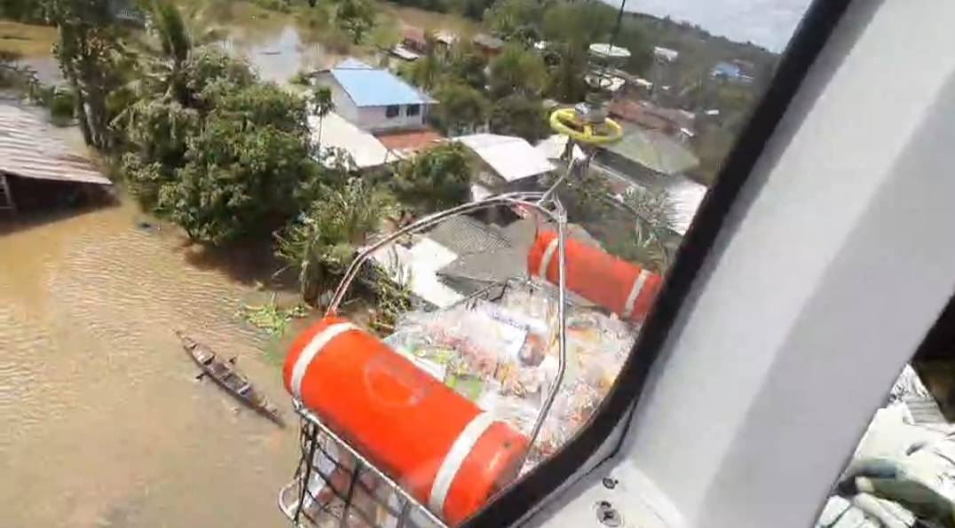 กลาโหม ส่งเหล่าทัพช่วยเหลือประชาชน ส่งถุงยังชีพ - ติดตั้งสะพานชั่วคราว กลาโหม ส่งเหล่าทัพช่วยเหลือประชาชน ส่งถุงยังชีพ - ติดตั้งสะพานชั่วคราว