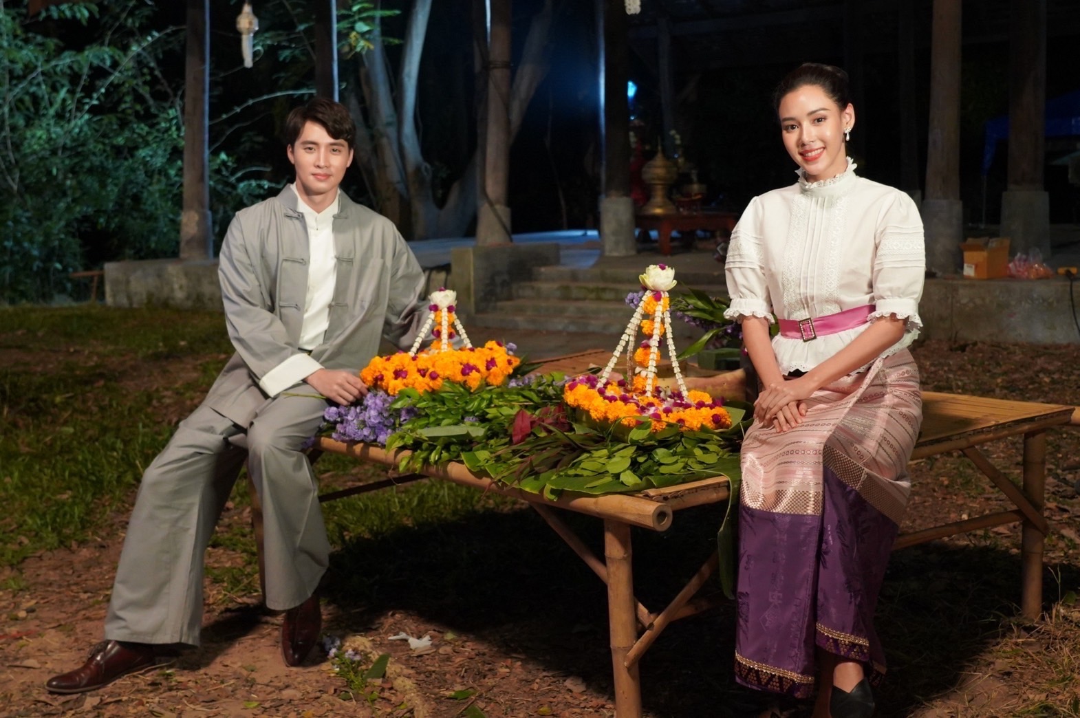 ภณ-ญดา-มีน-ตูน สืบสานประเพณีลอยกระทง