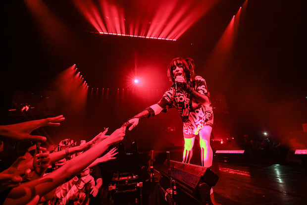 ประมวลภาพ Billie Eilish!! เปิดโชว์ในไทยครั้งแรก แฟนเพลงรุ่นเล็กใหญ่ร่วมพิสูจน์ฝีมือ