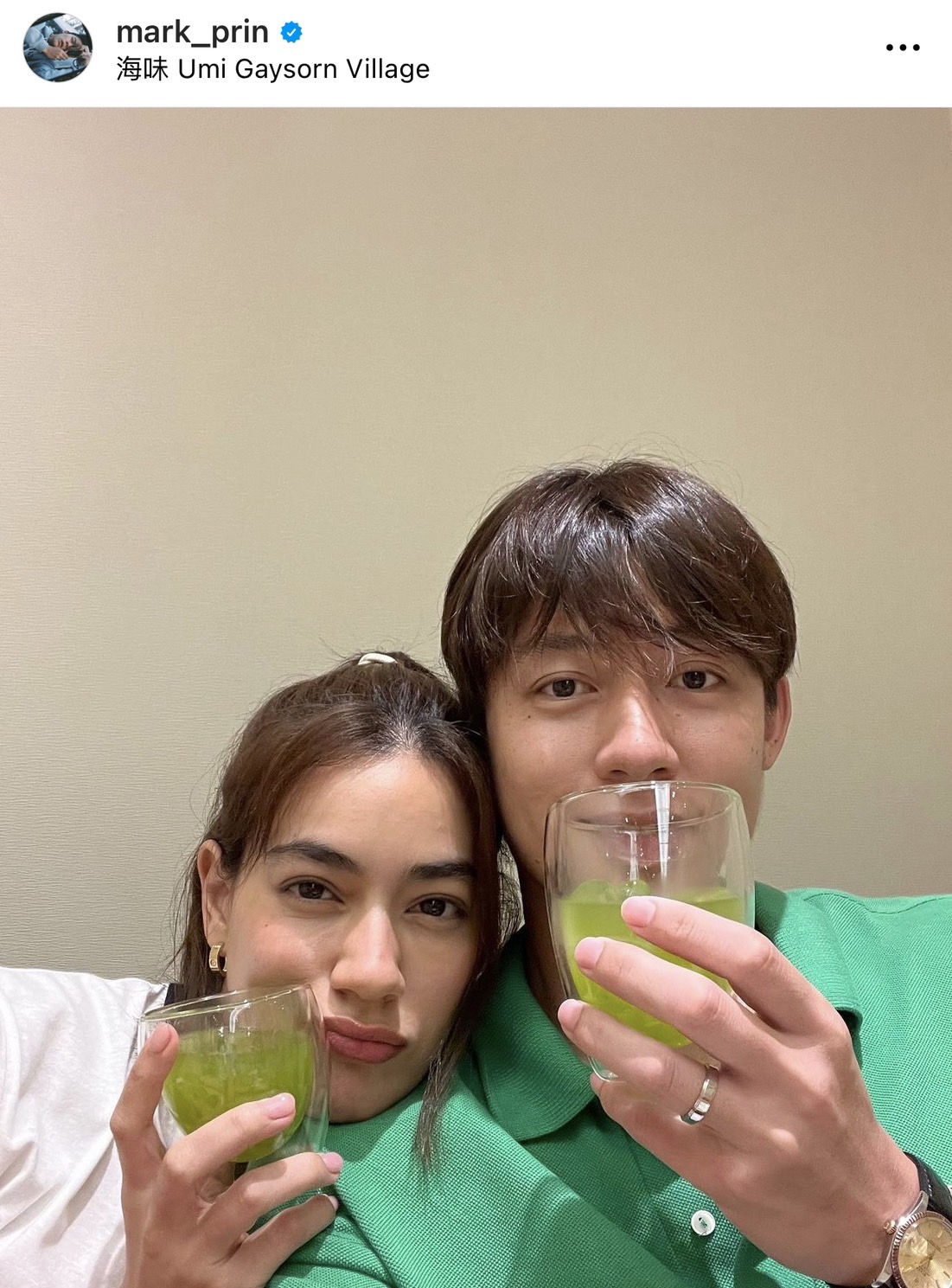 ทำแฟนคลับกรี๊ดสนั่น!! หมาก เอามือลูบท้อง คิมเบอร์ลี่ ตอบเรื่องข่าวดี พูดชัดสรุปแล้วใช่หรือไม่?! ทำแฟนคลับกรี๊ดสนั่น!! หมาก เอามือลูบท้อง คิมเบอร์ลี่ ตอบเรื่องข่าวดี พูดชัดสรุปแล้วใช่หรือไม่?!