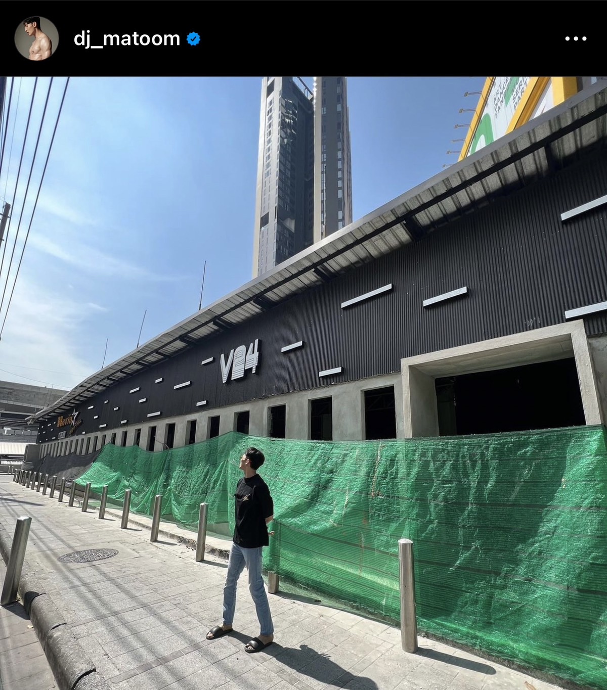 เริ่มโปรเจกต์ใหม่! ดีเจมะตูม ทุ่มทุนสร้าง ร้านอาหารดนตรีสด บรรจุคนได้เป็นพัน เริ่มโปรเจกต์ใหม่! ดีเจมะตูม ทุ่มทุนสร้าง ร้านอาหารดนตรีสด บรรจุคนได้เป็นพัน