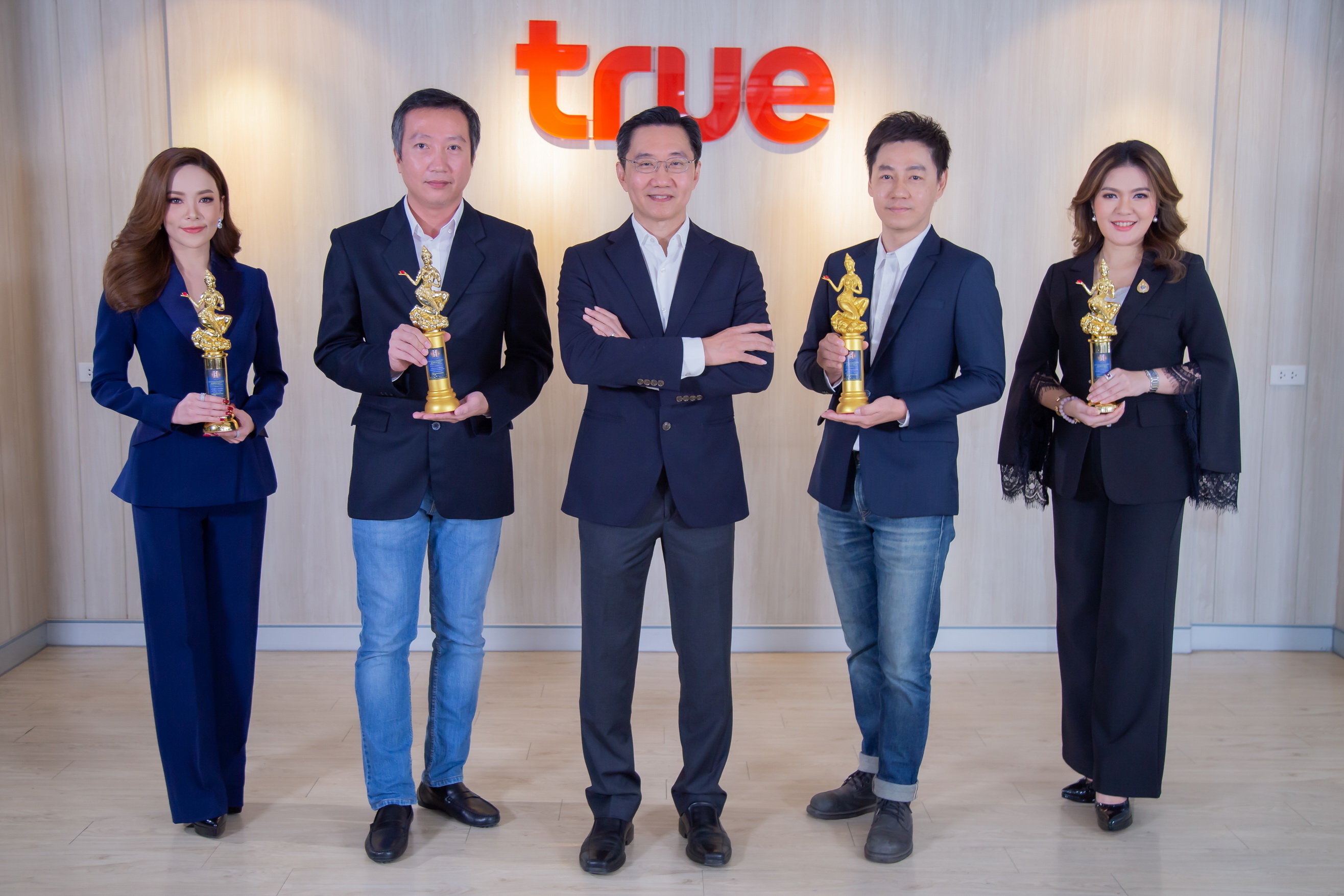 TNN และ ทรูโฟร์ยู คว้า 4 รางวัล มณีเมขลา ครั้งที่ 3 ประจำปี 2565 TNN และ ทรูโฟร์ยู คว้า 4 รางวัล มณีเมขลา ครั้งที่ 3 ประจำปี 2565