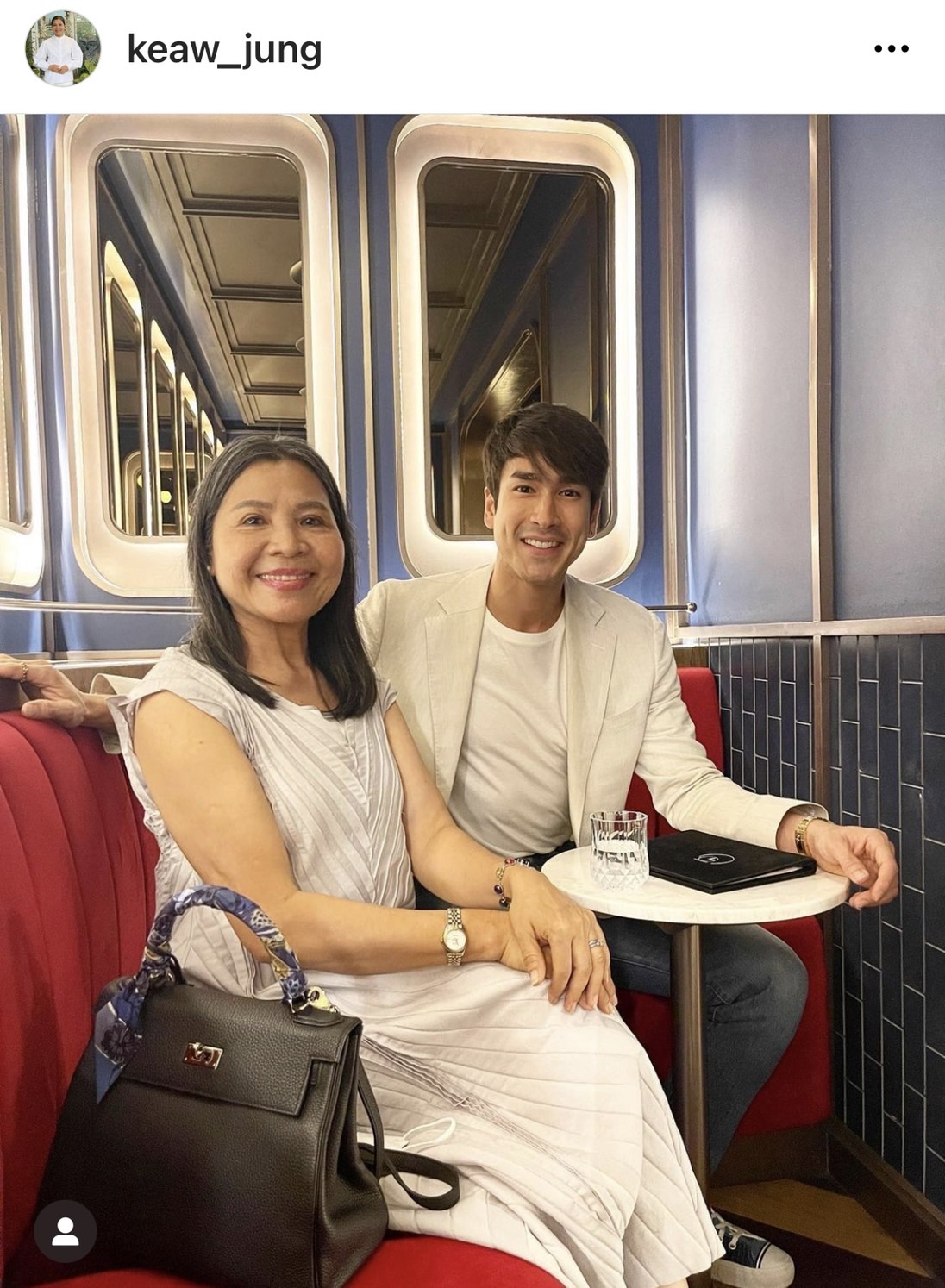 แม่แก้ว เผยสถานการณ์น้ำท่วมบ้านที่ขอนแก่นลดลงแล้ว แม่แก้ว เผยสถานการณ์น้ำท่วมบ้านที่ขอนแก่นลดลงแล้ว