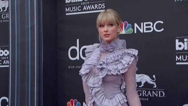 “ลิซ่า” ทรงอิทธิพลโลก!! ติด 10 คนแรกโผ Top 1000 Influencers ในสหรัฐ “ลิซ่า” ทรงอิทธิพลโลก!! ติด 10 คนแรกโผ Top 1000 Influencers ในสหรัฐ