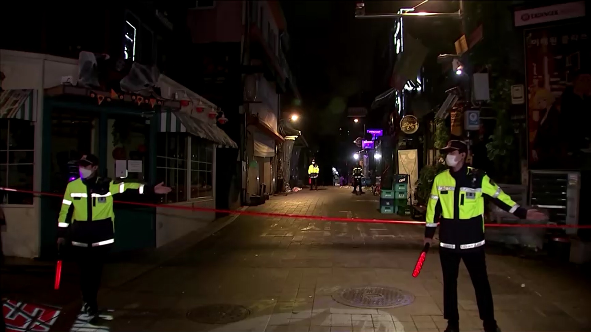 เปิดภาพล่าสุดวันฮาโลวีนอิแทวอนเงียบเหงา พบยอดเสียชีวิตเพิ่มเป็น 155 ราย