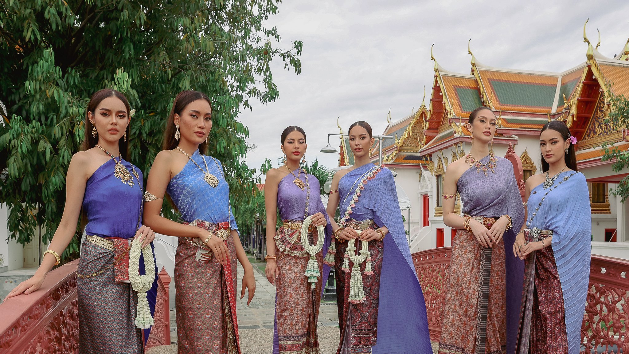 เอาฤกษ์เอาชัย 30 สาวงาม MUT2022 สวมชุดไทยไปทำบุญ (มีคลิป)