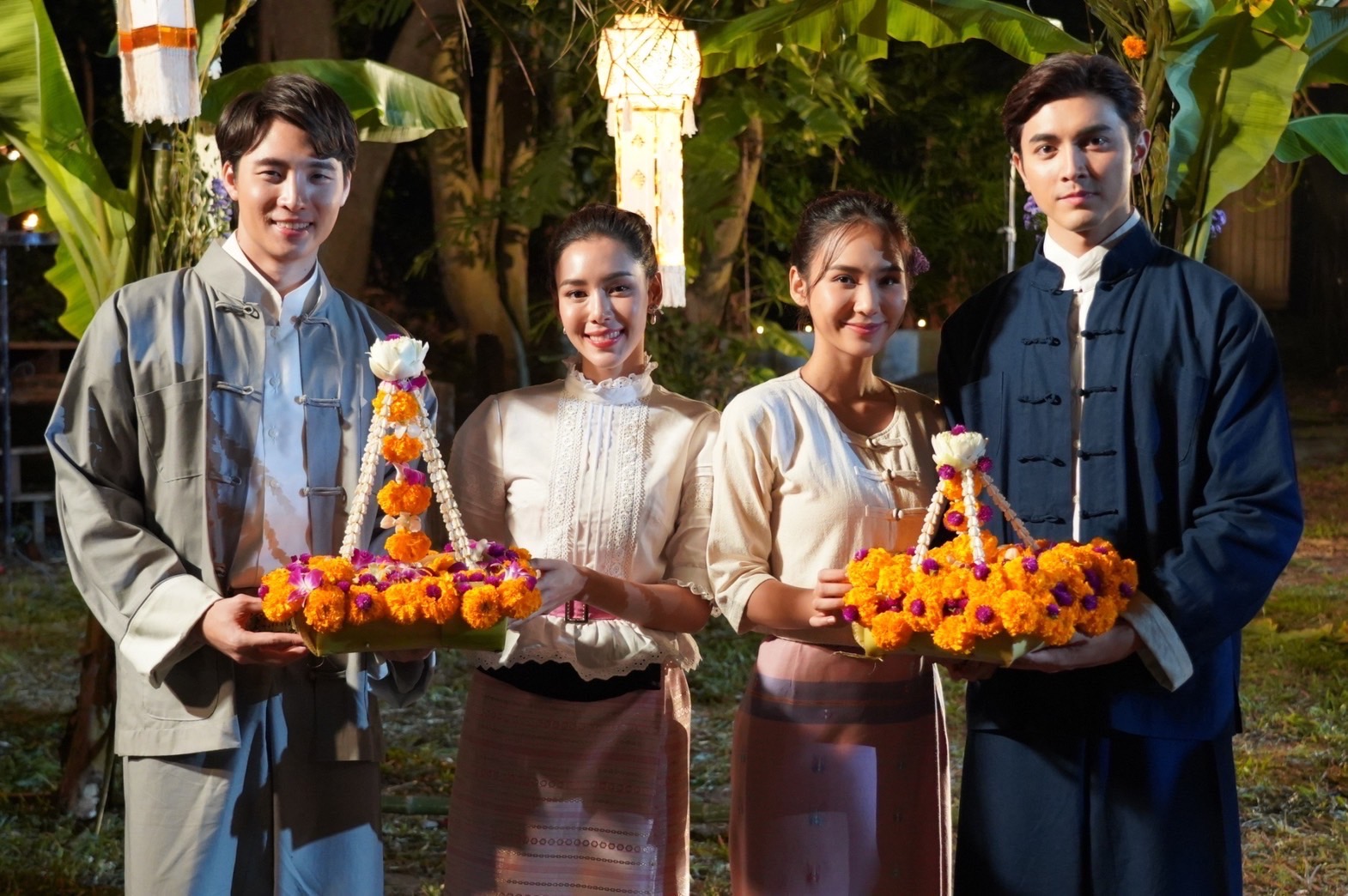 ภณ-ญดา-มีน-ตูน สืบสานประเพณีลอยกระทง