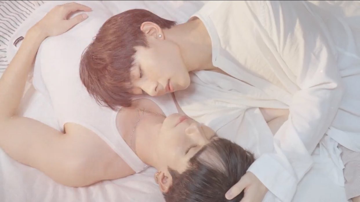 ซี-นุนิว เตรียมปล่อย Photobook กระเเสตอบรับสุดปัง ขึ้นเทรนด์ทวิตเตอร์ อันดับ1 ซี-นุนิว เตรียมปล่อย Photobook กระเเสตอบรับสุดปัง ขึ้นเทรนด์ทวิตเตอร์ อันดับ1