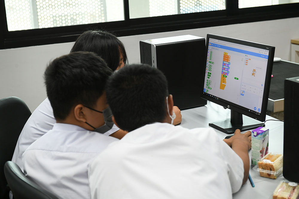 กลุ่มบริษัทซีดีจี เปิดเวทีเยาวชนประลองทักษะไอที แข่งขันสร้างเกมด้วย Scratch