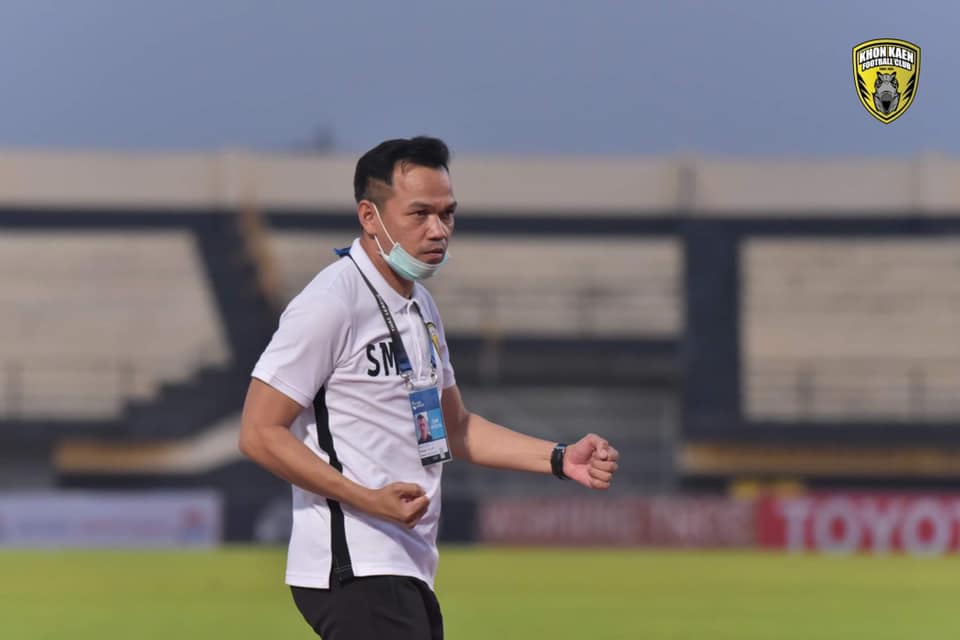 ผู้กอบกู้ทีเร็กซ์! เปิดผลงานสุดแจ่ม 'ขอนแก่นเอฟฯ' ภายใต้การนำ 'โค้ชสมชาย'