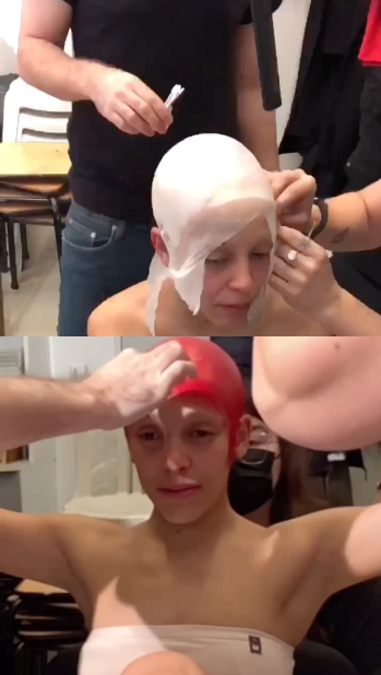 เล่นใหญ่ใจต้องนิ่ง!! 'โดจา แคท' กับลุคแดงตาแตก นั่งชมแฟชั่นโชว์ที่ปารีส