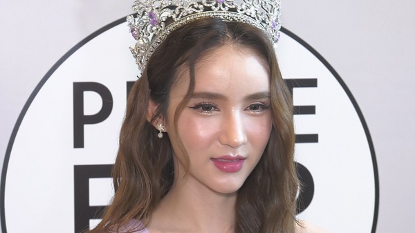 “โยชิ รินรดา” หวังเรื่องการสมรสเท่าเทียมในไทยจะเกิดในเร็ววัน (มีคลิป) “โยชิ รินรดา” หวังเรื่องการสมรสเท่าเทียมในไทยจะเกิดในเร็ววัน (มีคลิป)