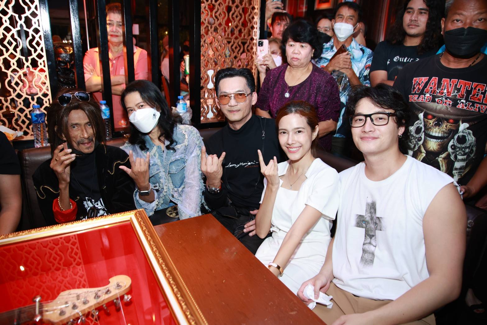 แนท เผยอาการ แหลม มอริสัน รู้สึกเหมือนคุณพ่อ อยากเล่นกีตาร์ อยากขึ้นเวที แนท เผยอาการ แหลม มอริสัน รู้สึกเหมือนคุณพ่อ อยากเล่นกีตาร์ อยากขึ้นเวที