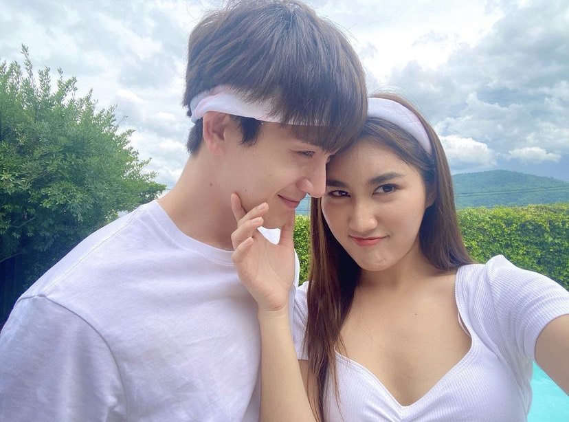 เบสท์ สายเปย์ลั่นปาก เลี้ยง ตงตง ได้ทั้งชีวิต เบสท์ สายเปย์ลั่นปาก เลี้ยง ตงตง ได้ทั้งชีวิต