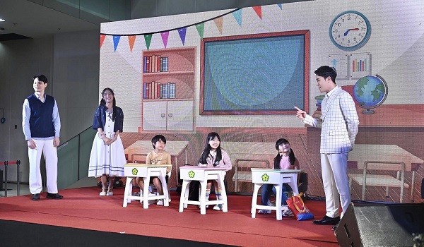 “CP - ทรูคอร์ปอเรชั่น” เปิดเวที การประกวดละครเพลงต่อต้านทุจริต (มีคลิป) “CP - ทรูคอร์ปอเรชั่น” เปิดเวที การประกวดละครเพลงต่อต้านทุจริต (มีคลิป)