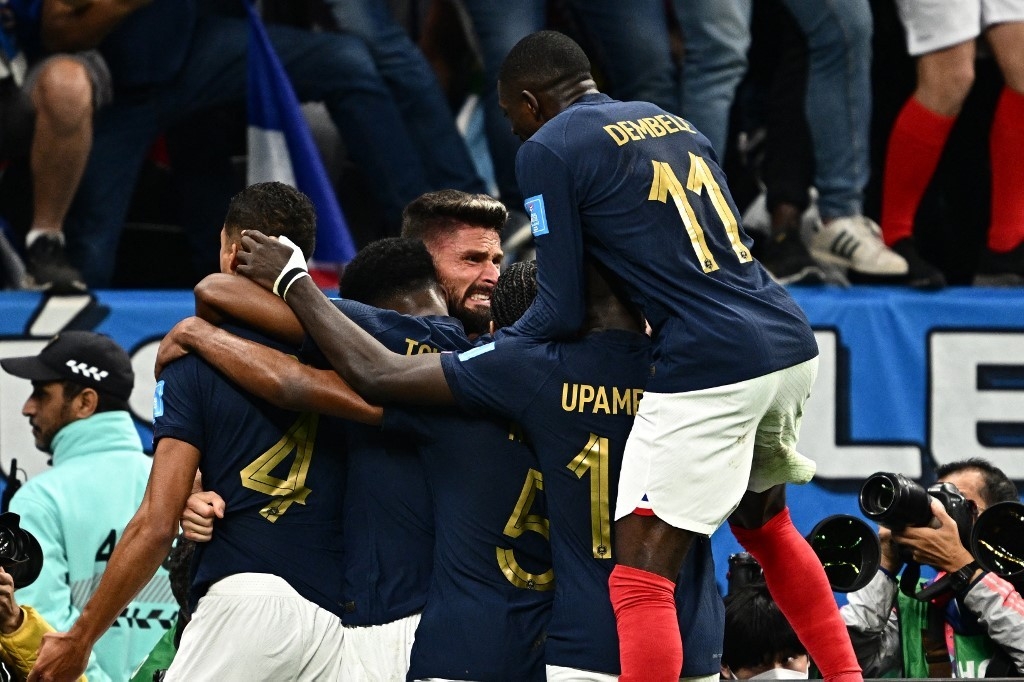 พรีวิว ฟุตบอลโลก 2022 : ฝรั่งเศส พบ โมร็อกโก พรีวิว ฟุตบอลโลก 2022 : ฝรั่งเศส พบ โมร็อกโก