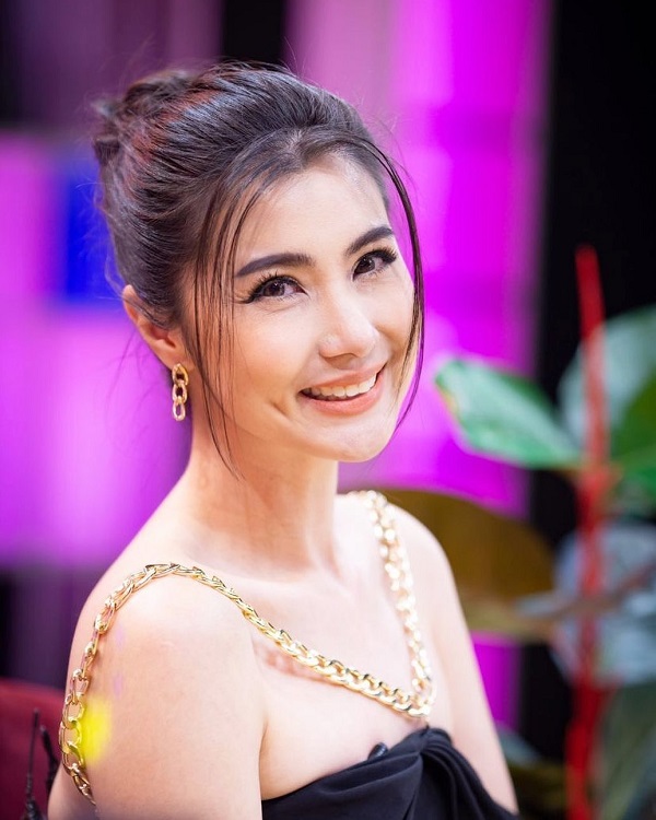 ฟิตเหมือนหนุ่ม 30! “จิ๊บ วสุ” เตรียมมีลูกวิธีธรรมชาติ (มีคลิป) ฟิตเหมือนหนุ่ม 30! “จิ๊บ วสุ” เตรียมมีลูกวิธีธรรมชาติ (มีคลิป)