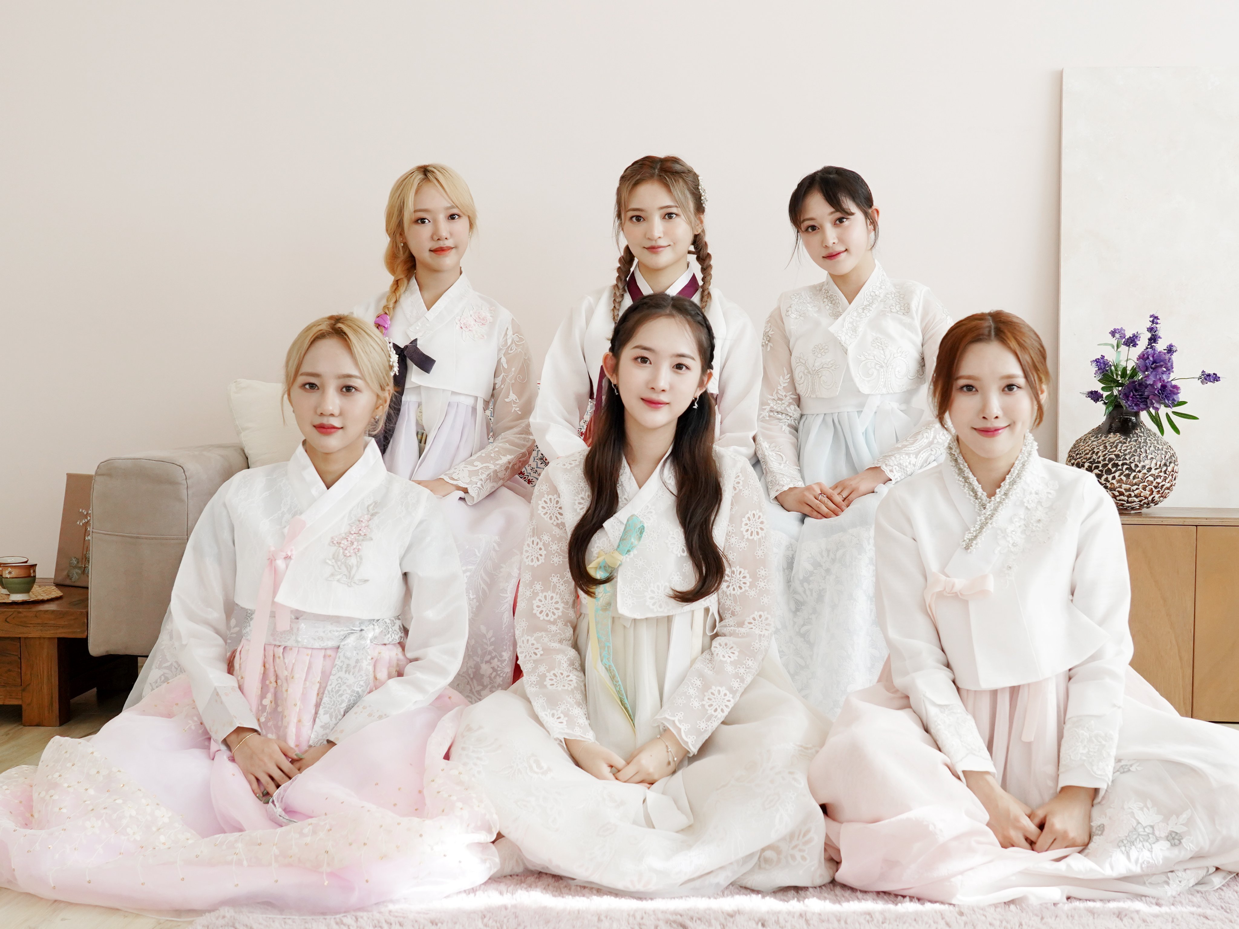 ประกาศยุบวง! bugAboo เกิร์ลกรุ๊ปน้องใหม่หลังเดบิวต์ได้ 1 ปี 2 เดือน ประกาศยุบวง! bugAboo เกิร์ลกรุ๊ปน้องใหม่หลังเดบิวต์ได้ 1 ปี 2 เดือน