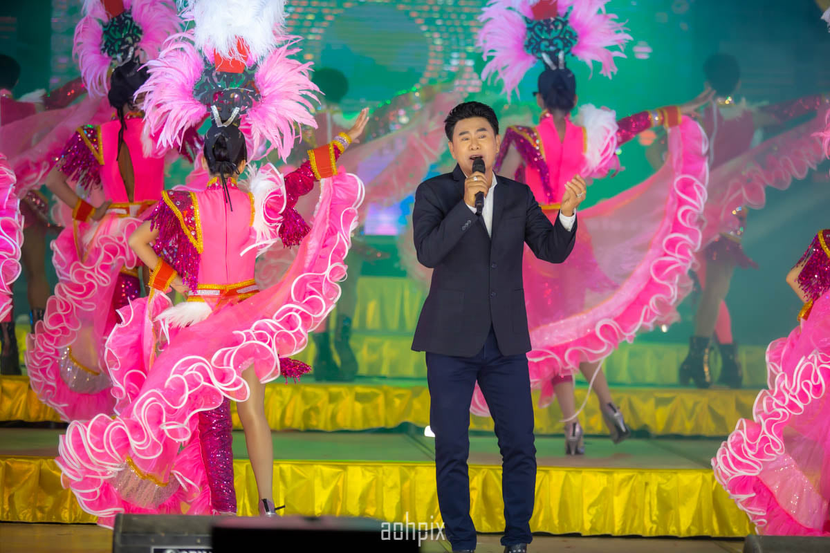 เอ๊ะ ภักดี พลล้ำ เข้าแจ้งความแล้ว! หลังหมอลำระเบียบวาทะศิลป์ถูกโจรฉกทรัพย์ เอ๊ะ ภักดี พลล้ำ เข้าแจ้งความแล้ว! หลังหมอลำระเบียบวาทะศิลป์ถูกโจรฉกทรัพย์