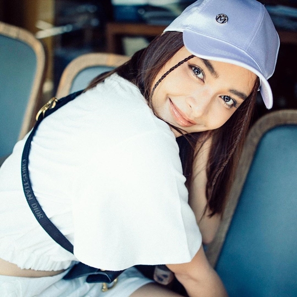 ปุ๊กลุก ฝนทิพย์ ลื่นล้มอย่างแรง คอเคล็ดหนัก จนต้องทำกายภาพ ปุ๊กลุก ฝนทิพย์ ลื่นล้มอย่างแรง คอเคล็ดหนัก จนต้องทำกายภาพ