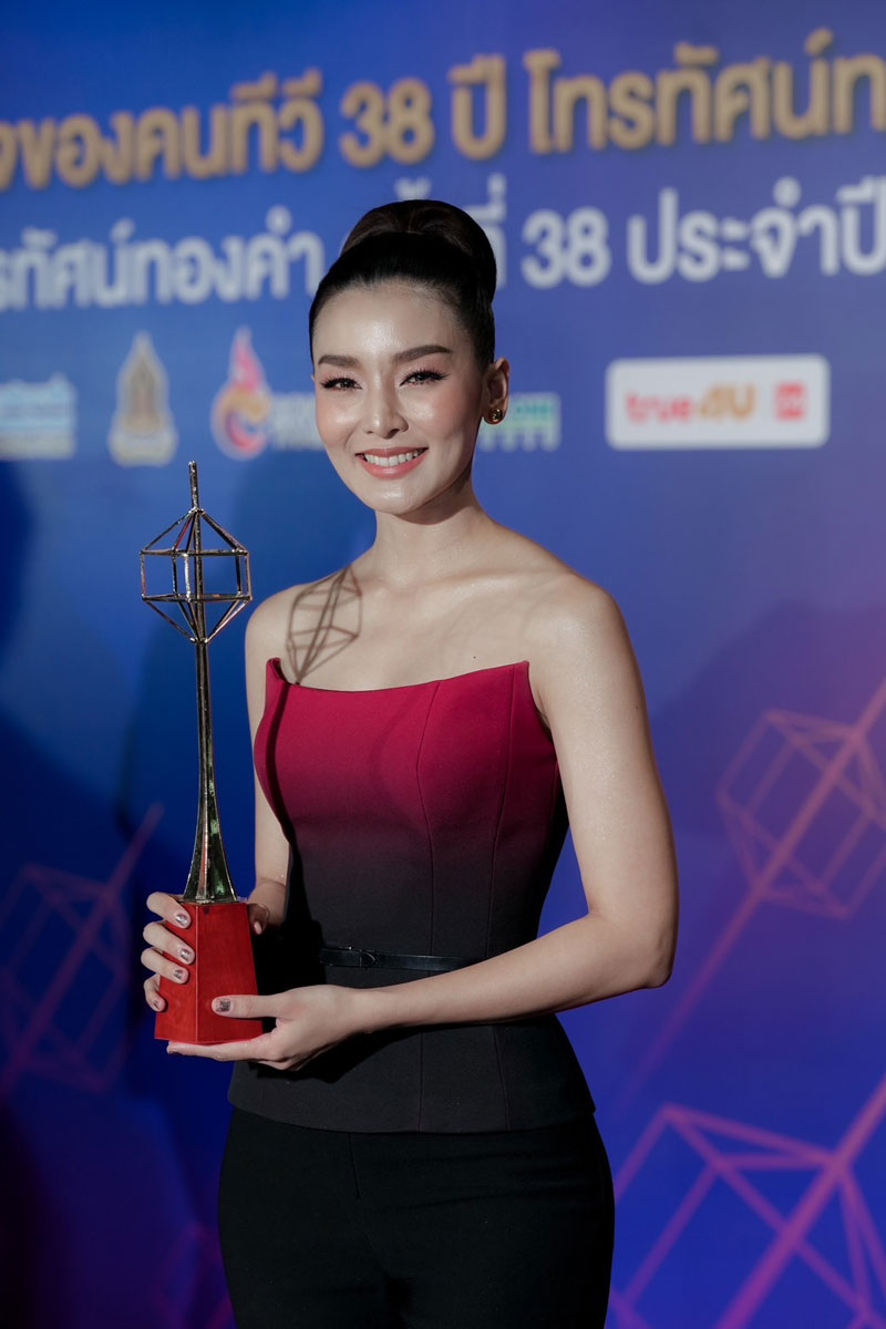 TNN ช่อง16 คว้ารางวัล รายการข่าวดีเด่น เวทีโทรทัศน์ทองคำ  2  ปีซ้อน