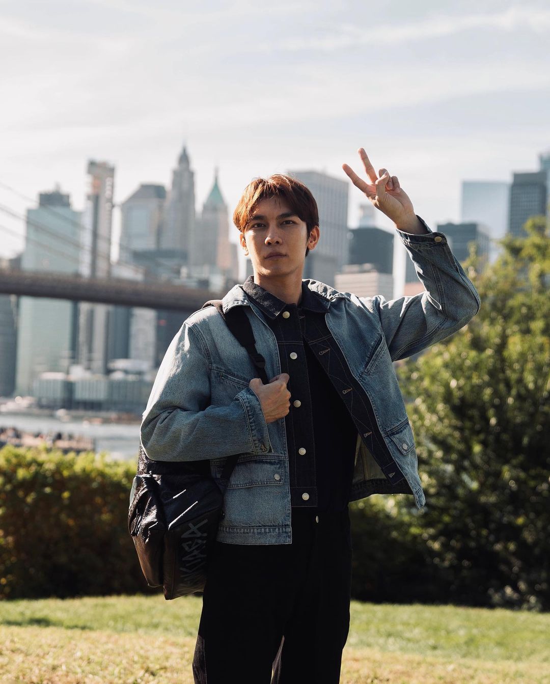 มิว ไม่ติดถ้าคนจะจับจิ้น ตุลย์ ภากร หลังเป็นช่างภาพส่วนตัวให้ (มีคลิป)