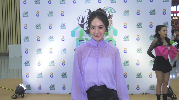 แป้ง ศรันฉัตร์ แฮปปี้หลังชิมรางงานพิธีกร (มีคลิป) แป้ง ศรันฉัตร์ แฮปปี้หลังชิมรางงานพิธีกร (มีคลิป)