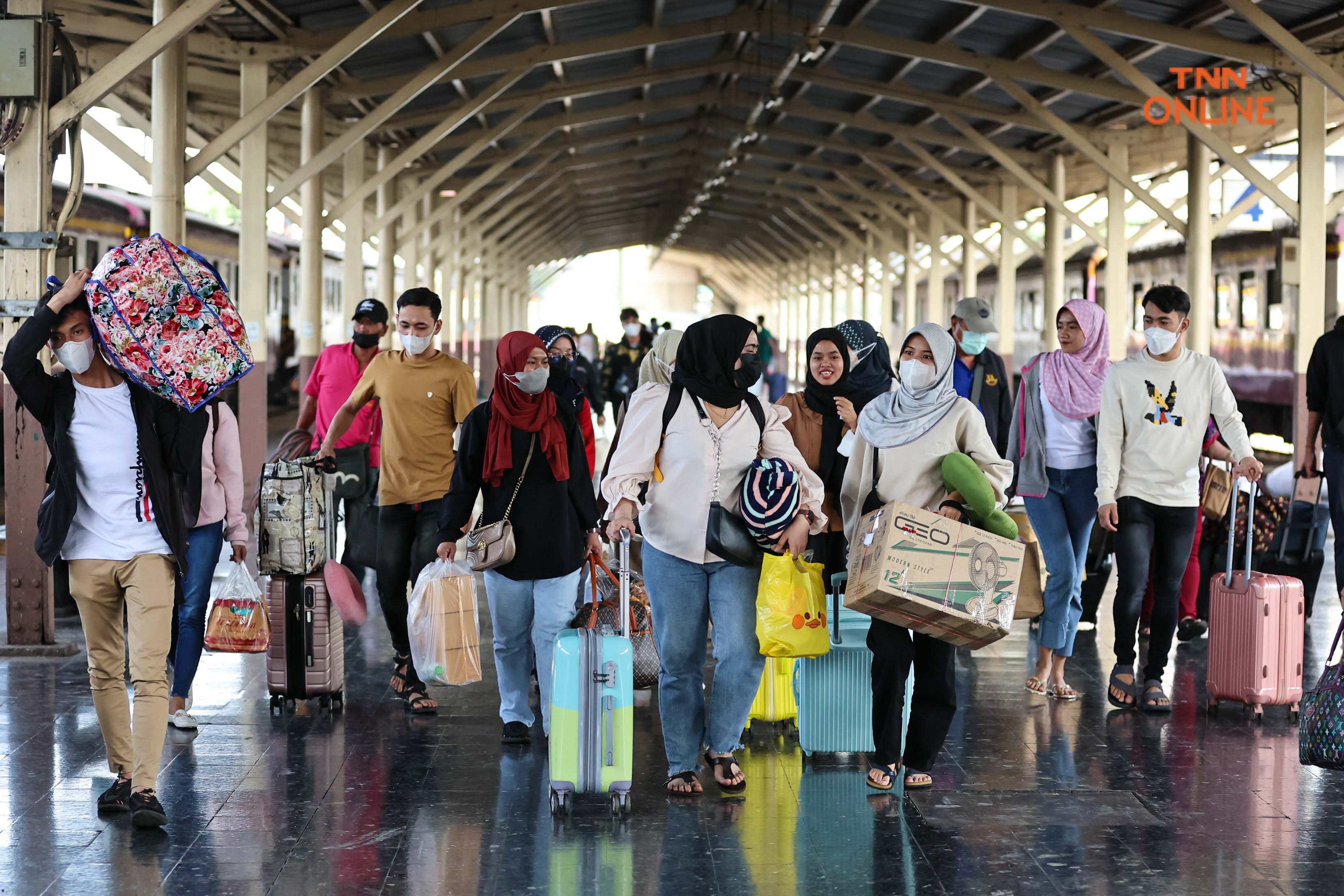 หัวลำโพงคึกคัก คนทยอยกลับเข้ากรุงเทพหลังหยุดยาวปีใหม่ หัวลำโพงคึกคัก คนทยอยกลับเข้ากรุงเทพหลังหยุดยาวปีใหม่