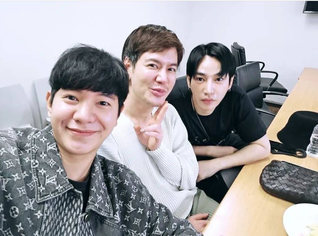 เป๊ก ผลิตโชค หลุดสปอยล์ สิ้นปีมีคอนเสิร์ตพิเศษ ลุ้น รวมตัว เป๊ก-อ๊อฟ-ไอซ์