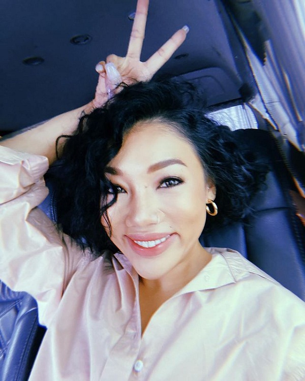 ดา เอ็นโดรฟิน รู้สึกสนุก หลังทำค่ายเพลงเอง เผยยังไม่ได้ตั้งชื่อค่าย (มีคลิป) ดา เอ็นโดรฟิน รู้สึกสนุก หลังทำค่ายเพลงเอง เผยยังไม่ได้ตั้งชื่อค่าย (มีคลิป)